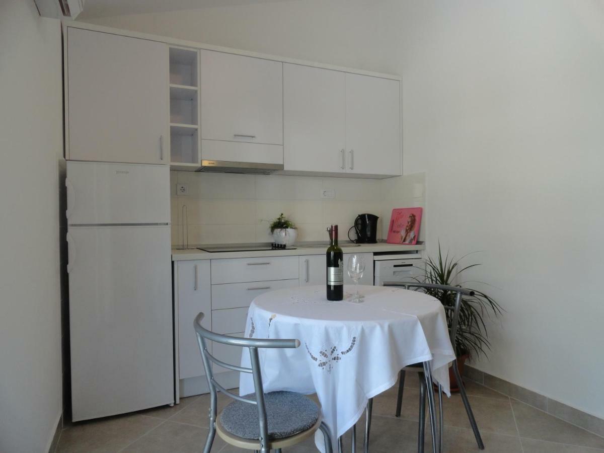 Apartments Anica 2 Makarska Exteriör bild